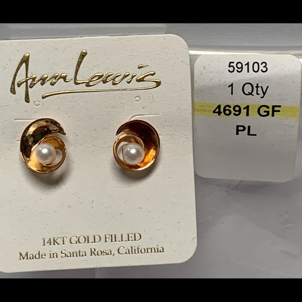 New 1/2” pierced earrings 14k gold filled pearl posts 4691GF